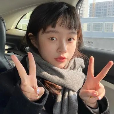 蓝色长袍